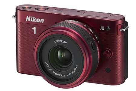 Nikon 1 J2 + 1 Nikkor 11-27,5 mm vínový